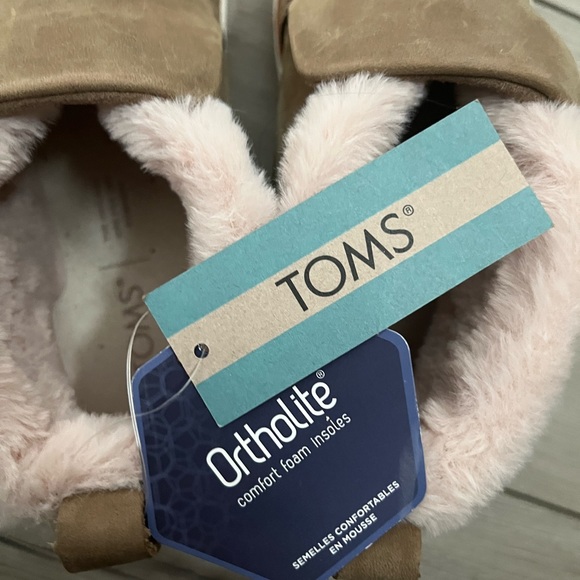 NWT TOMS Paxton Mid-Top Slip-On Women Sneaker Sable Leather Faux Fur 10016046 - Picture 4 of 8